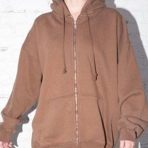 BRANDY MELVILLE BROWN OVERSIZED CHRISTY